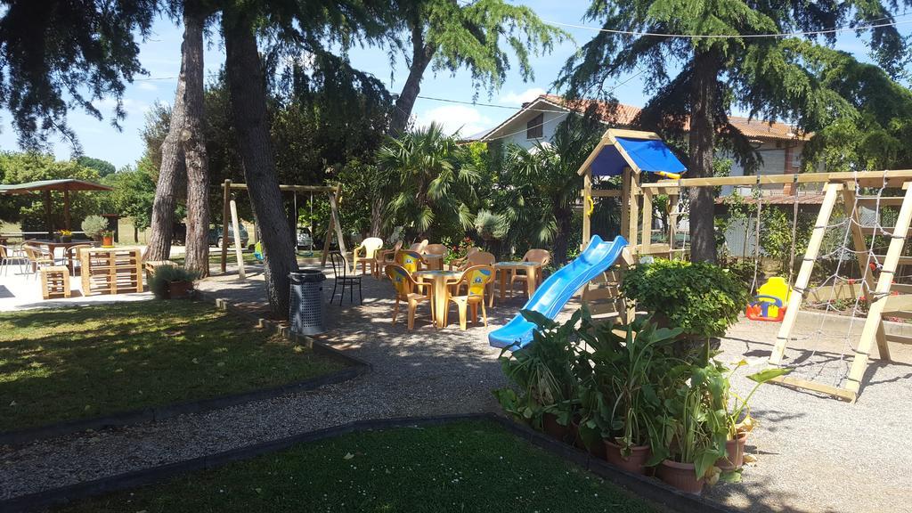 Hotel Tiziana Montepulciano Stazione Exterior foto